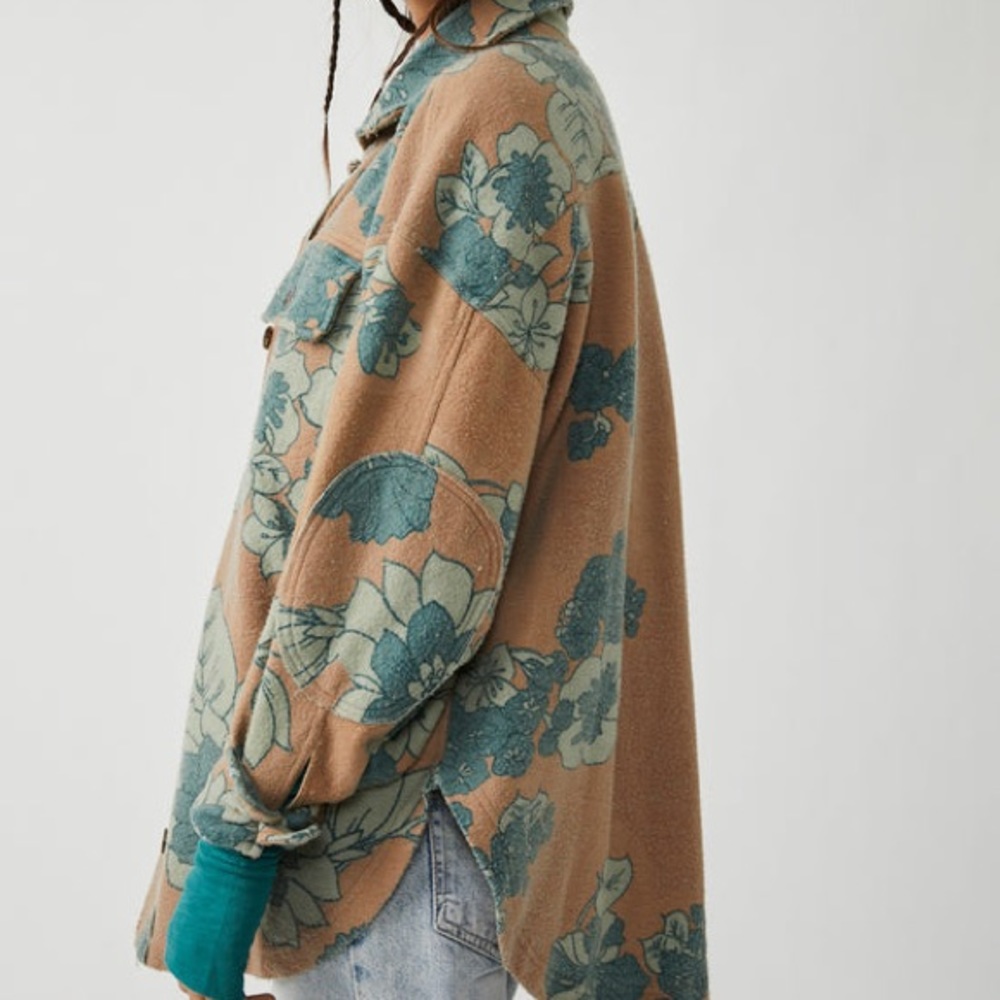 Ruby Shacket- Floral - Picture 5 of 6